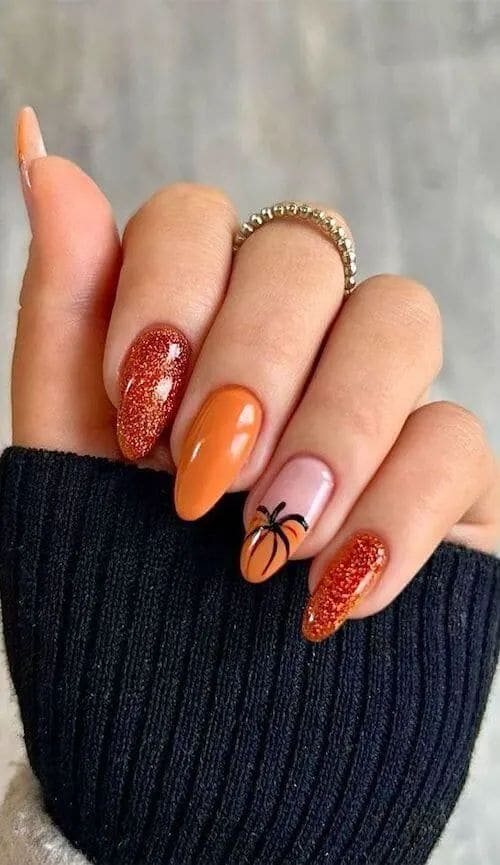 Simple Pumpkin Fall Manicure