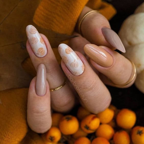 Simple Pumpkin Fall Manicure