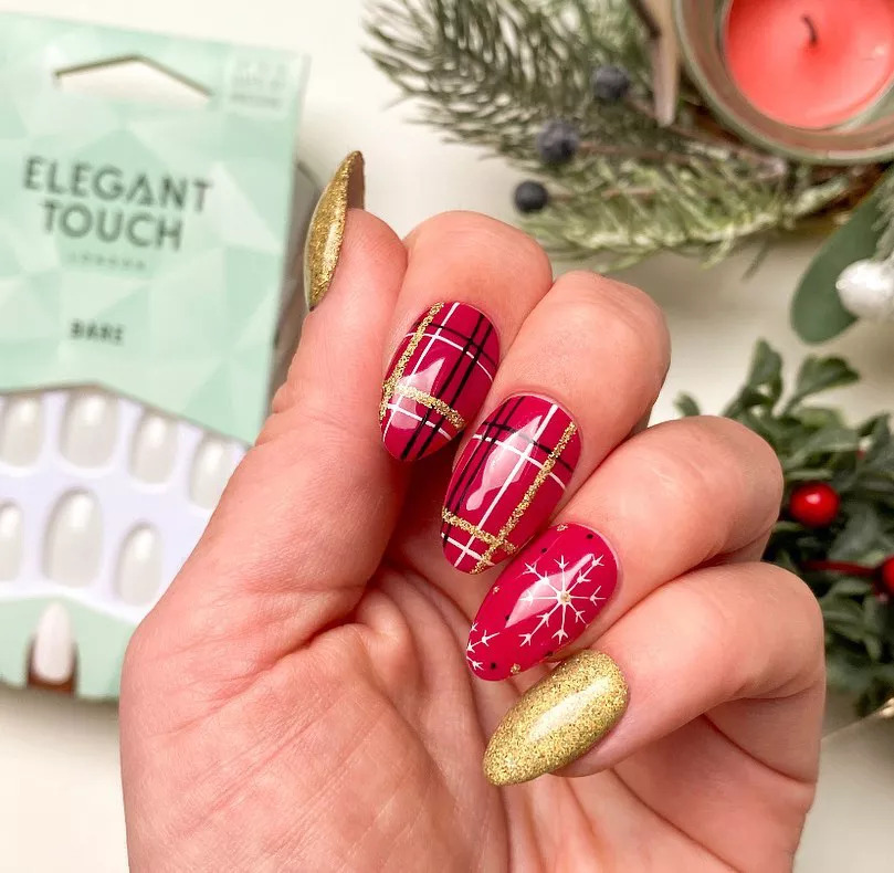 Simple Red Nails