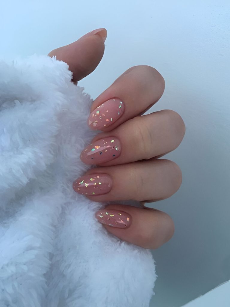  Simple Short Almond Nails