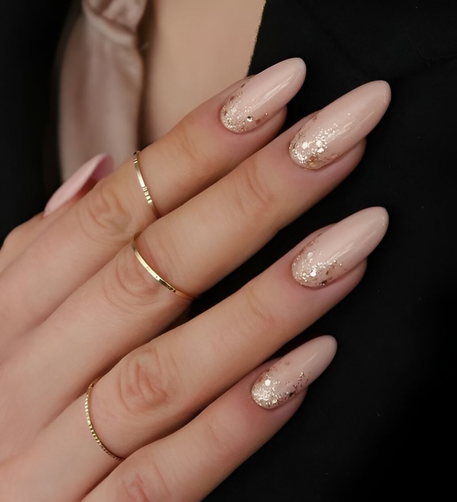  Simple Short Almond Nails