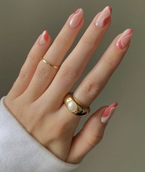 Simple Swirly Back To School Nails