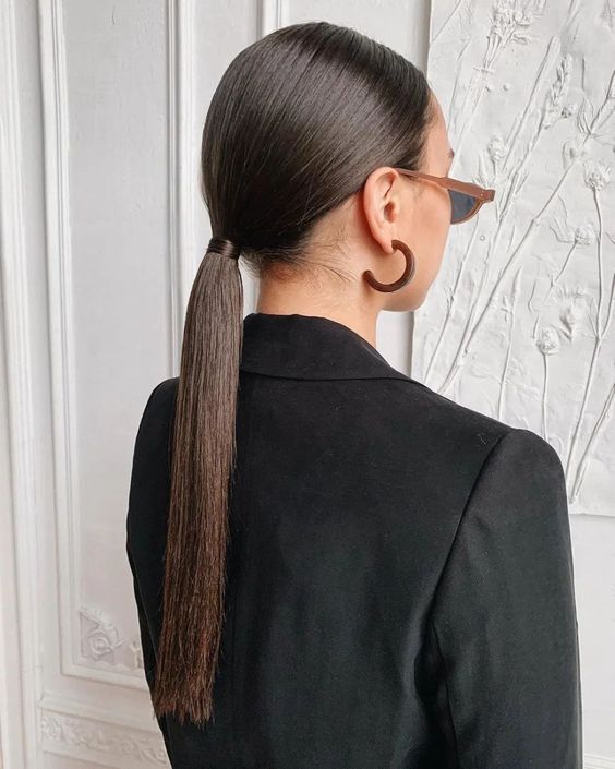 Sleek Straight Ponytail