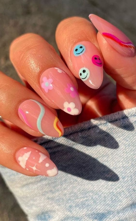 Smiley Face Nail Art