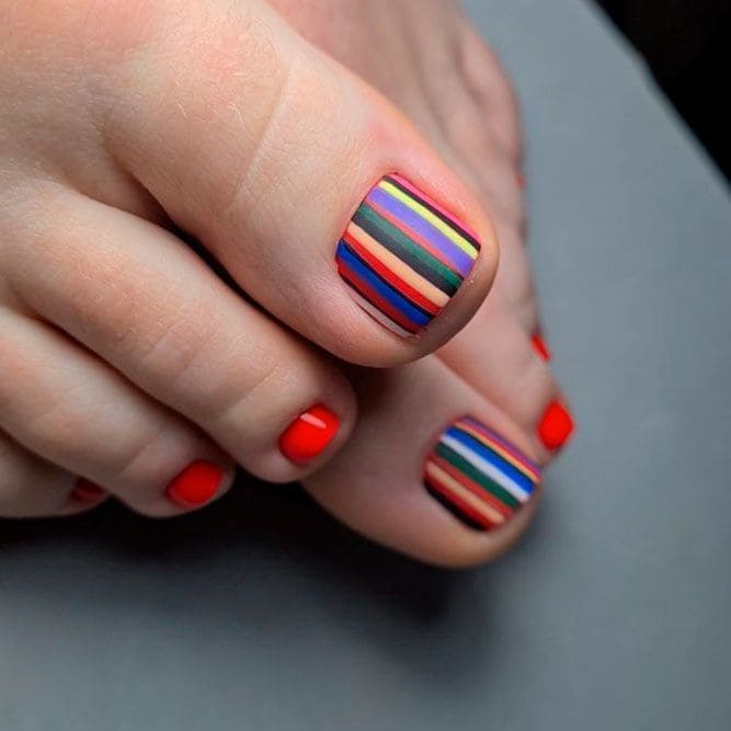 Stripy Toe Nail Art