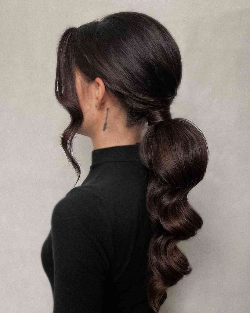 Stunning Wavy Low Pony
