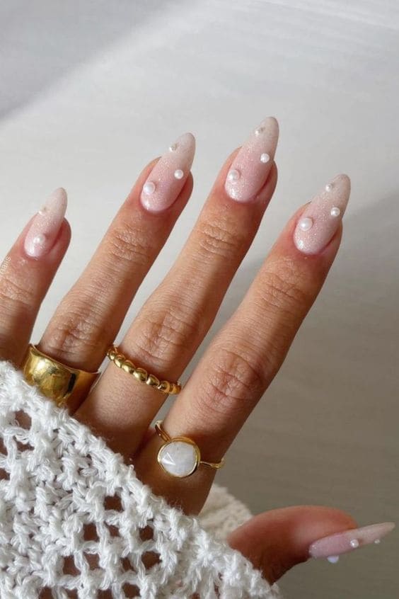 Subtle Pearl Manicure