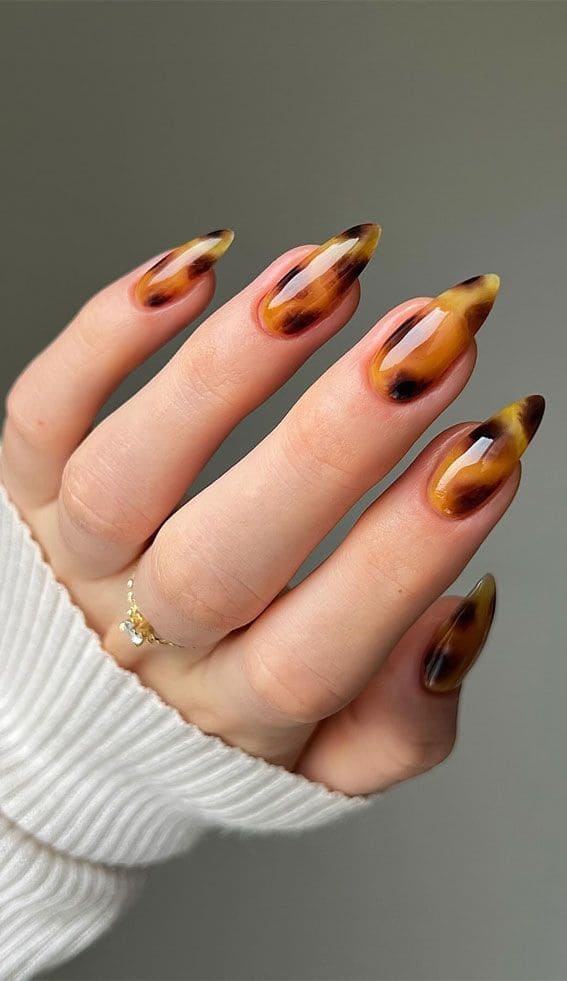Tortoiseshell Manicure