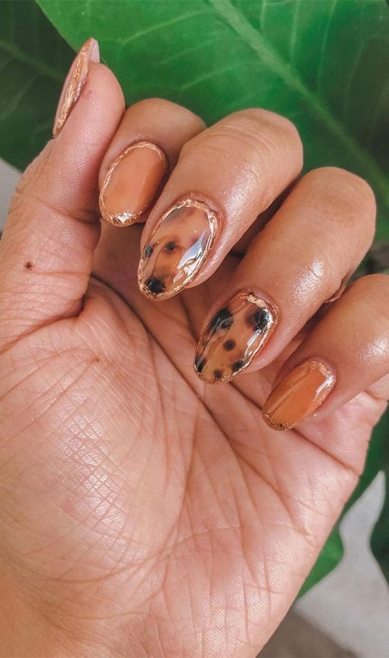 Tortoiseshell Manicure