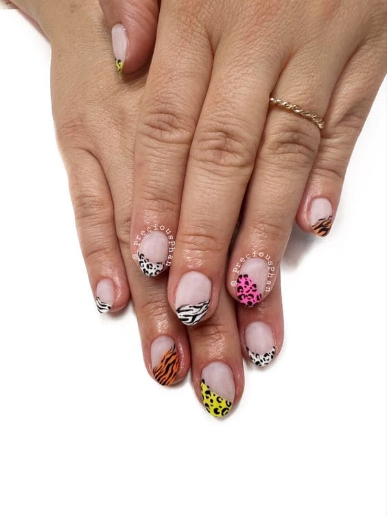Trendy Animal Print Manicure