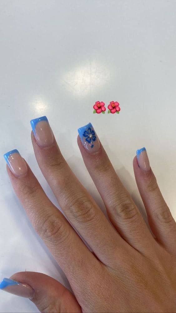  Tropical Blue Nail Art