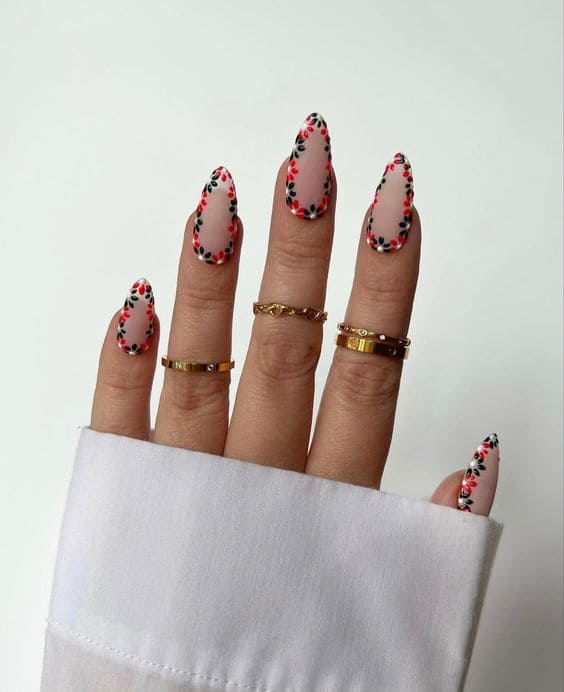 Unique Flower Manicure