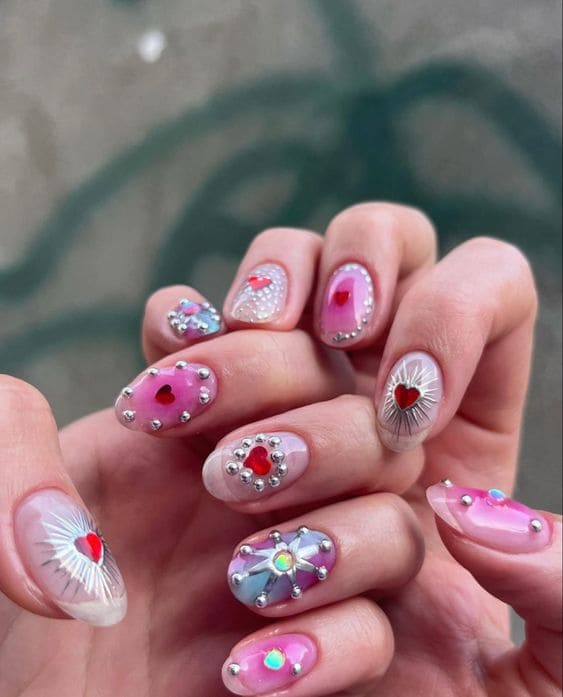 Unique Heart Nail Designs7