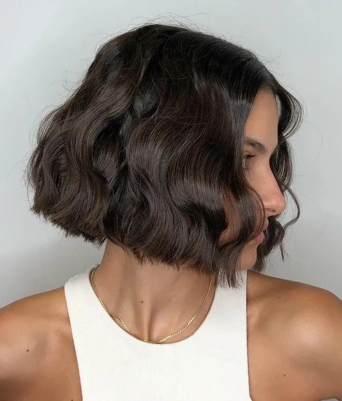 Wavy Short Bob Hairstyles