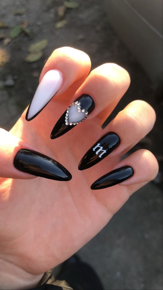  White And Black Nail Designs