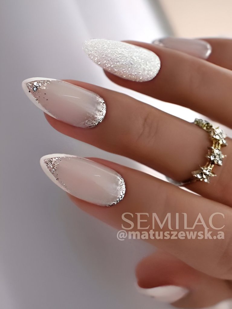 White Christmas Nails