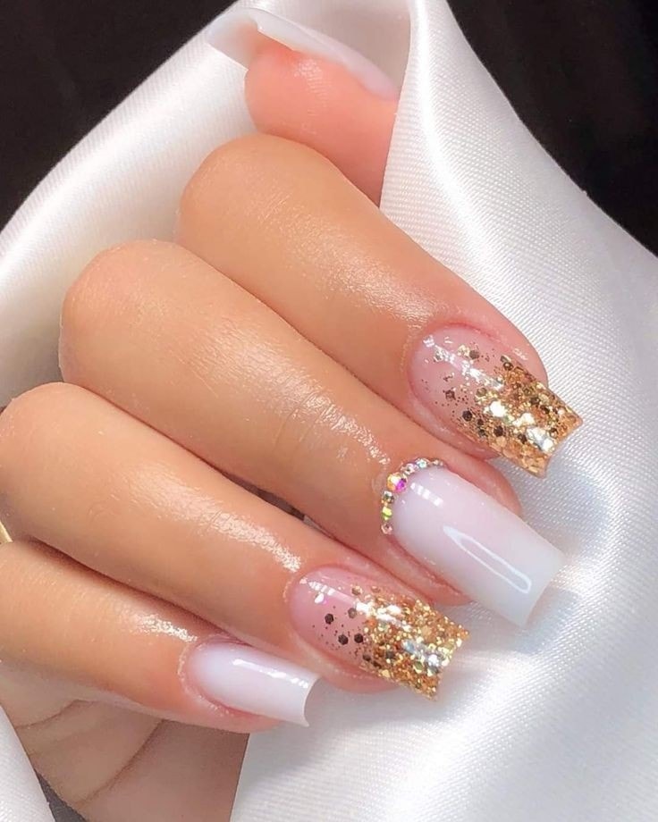  White Nail Designs With Glitter