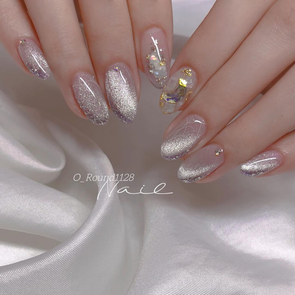  White Nail Designs With Glitter