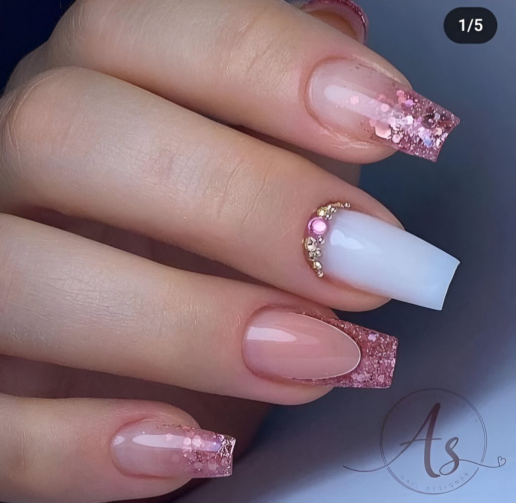  White Nail Designs With Glitter