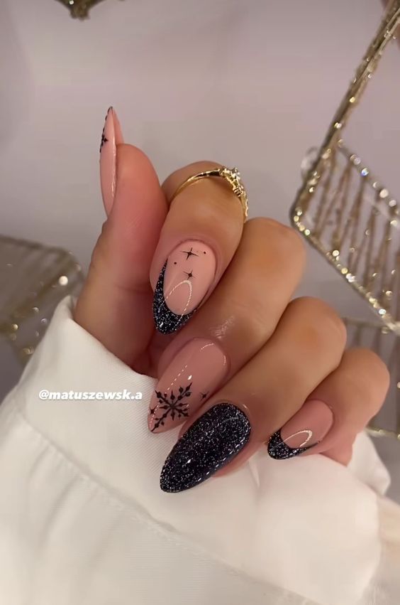 Xmas Nails For December